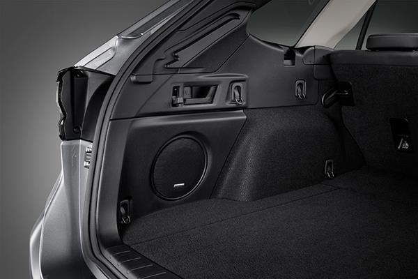 Harman/Kardon skaļrunis, kas integrēts Subaru bagāžas nodalījumā.