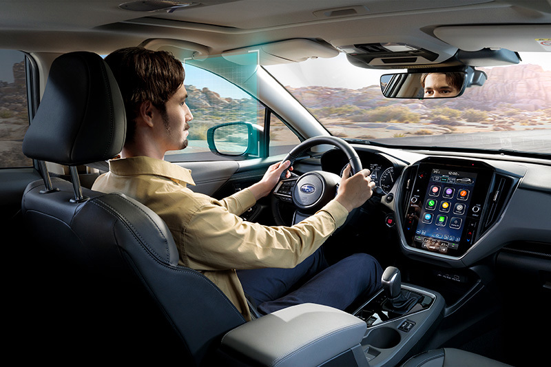 Režģis parāda, kā Subaru sejas atpazīšanas kamera nolasa vadītāja skatienu un pozīciju – lai reāllaikā brīdinātu par neuzmanību vai nogurumu.